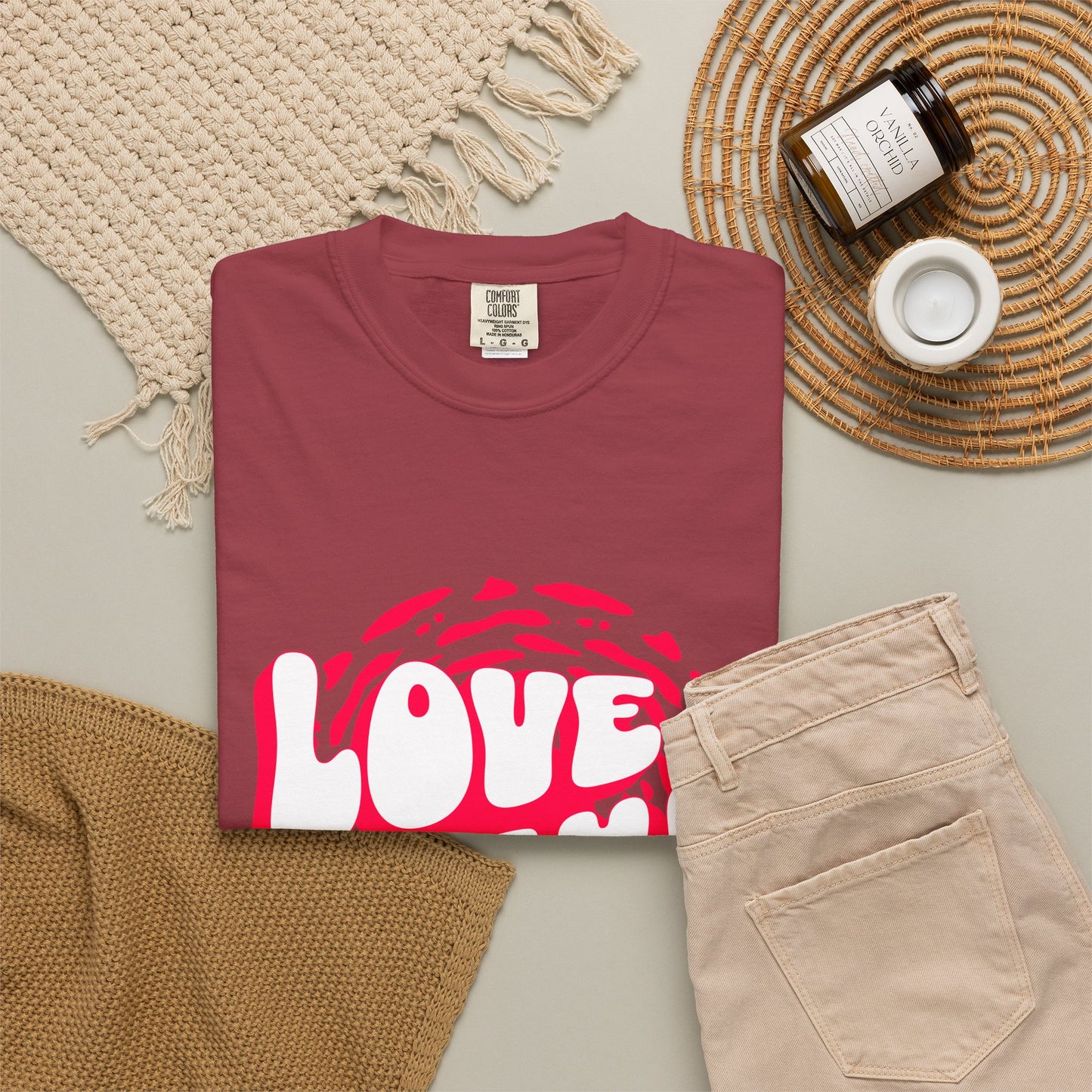 Comfort Colors® Love Mama Shirt Shirt, Trendy Mama Shirt, Mom Life Tee, Oversized Graphic Mom TShirt, Cool Mom Club Shirt, Mothers Day Gift