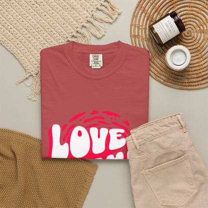 Comfort Colors® Love Mama Shirt Shirt, Trendy Mama Shirt, Mom Life Tee, Oversized Graphic Mom TShirt, Cool Mom Club Shirt, Mothers Day Gift